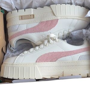 Puma Women's Mayze Thrifted Warm White Sneakers